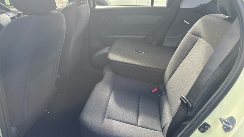 Hyundai INSTER 71kW 01 42kWh 5dr Auto Electric Hatchback